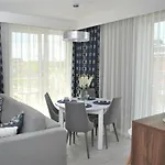 Apartment Mirage Classic